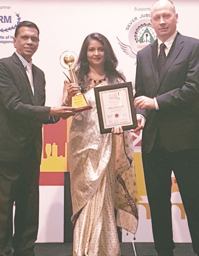 Nirmala Behera Udgata, receiving Hall of Fame The Golden Globe Tigers Award in individual HR Category