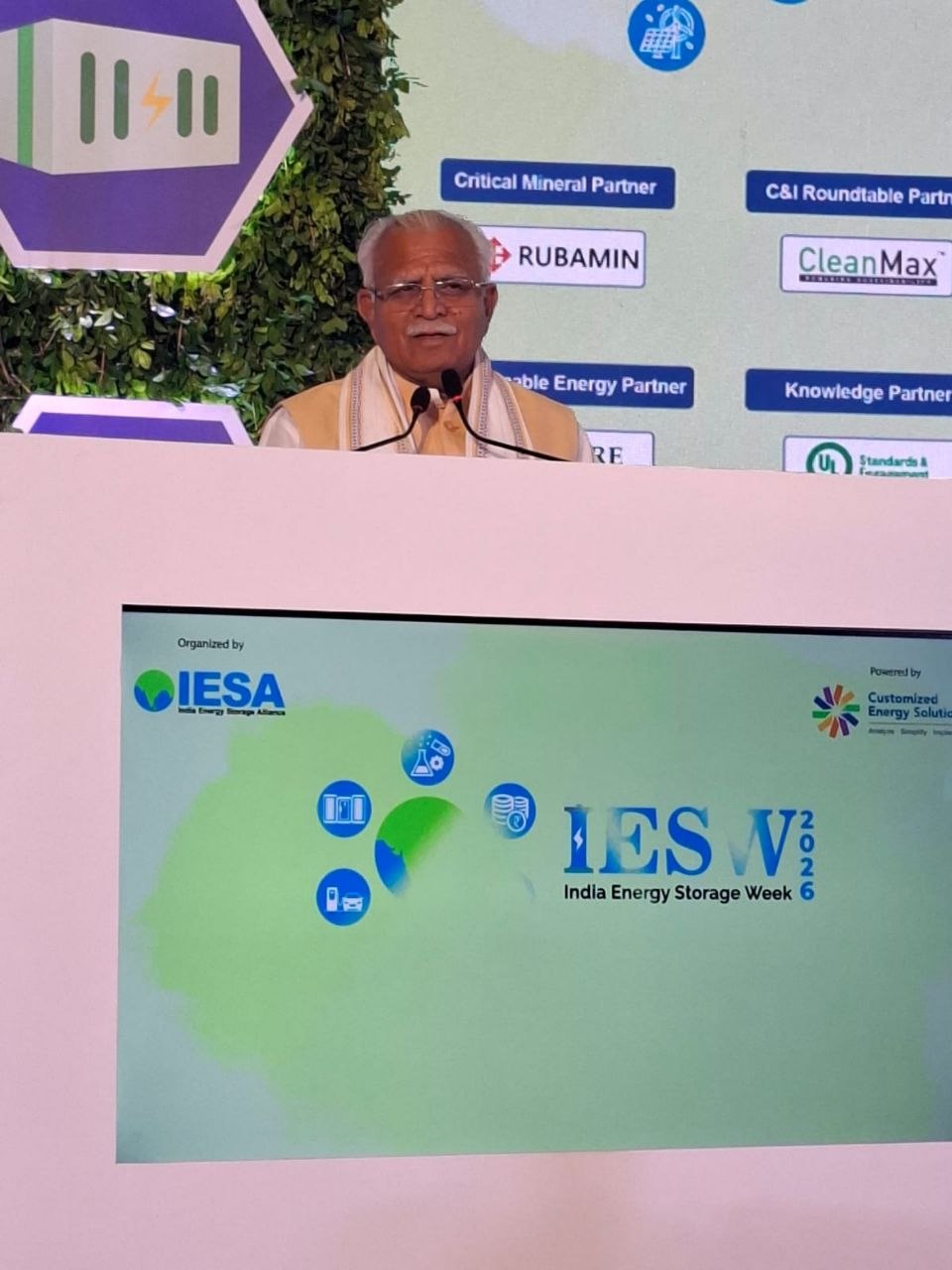 India’s Peak Power Demand Set to Hit 300 GW Next Year